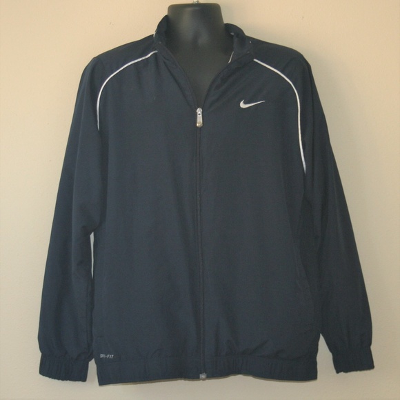 nike dri fit windbreaker